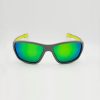 Sport γυαλιά ηλίου σε γκρι χρώμα με κίτρινες λεπτομέρειες και fume πολωτικούς φακoύς με turquoise καθρέφτη